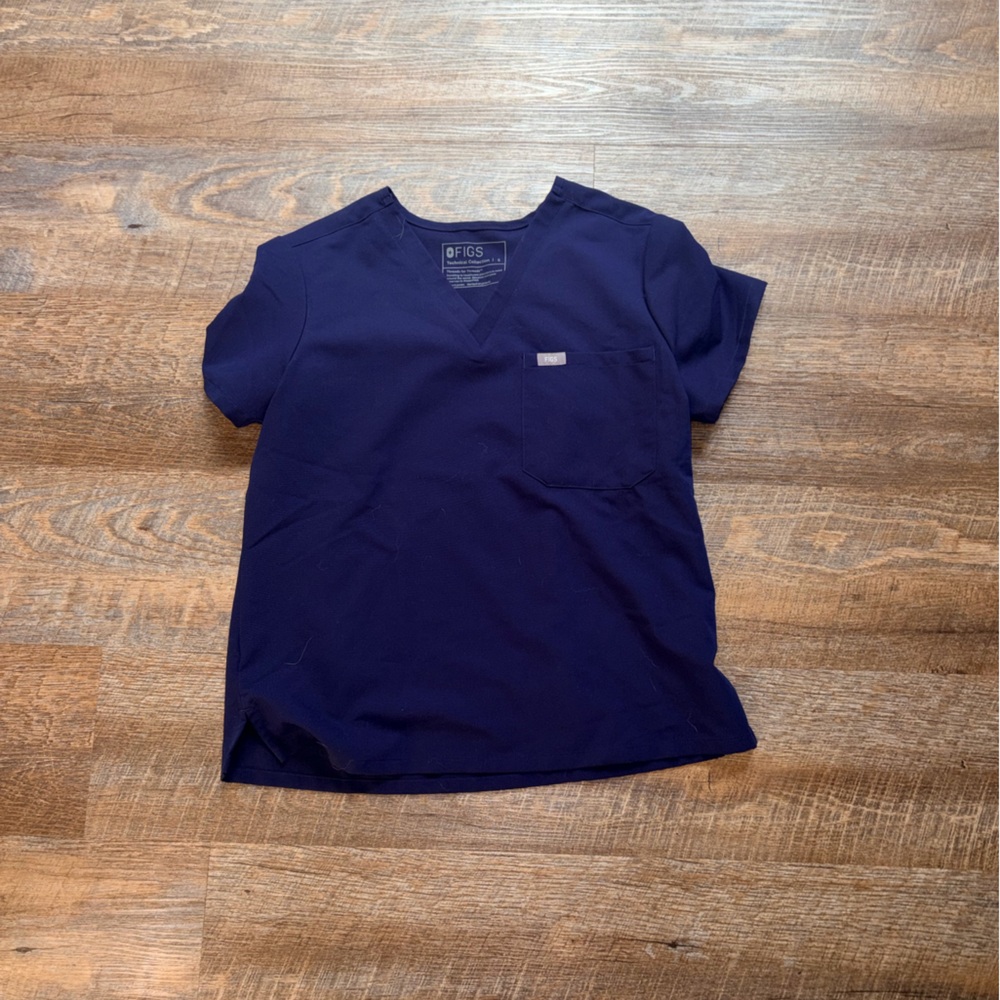 Figs Catarina scrub top